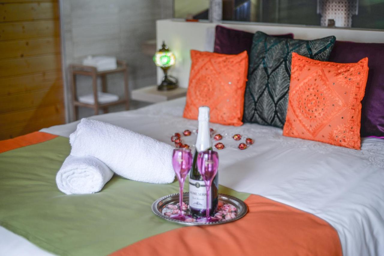 Hotel Mahalo Glamping Fuengirola Exteriér fotografie